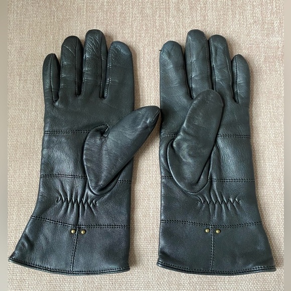 Altare Women’s Black Leather Gloves with Studs Size Large - Picture 4 of 6
